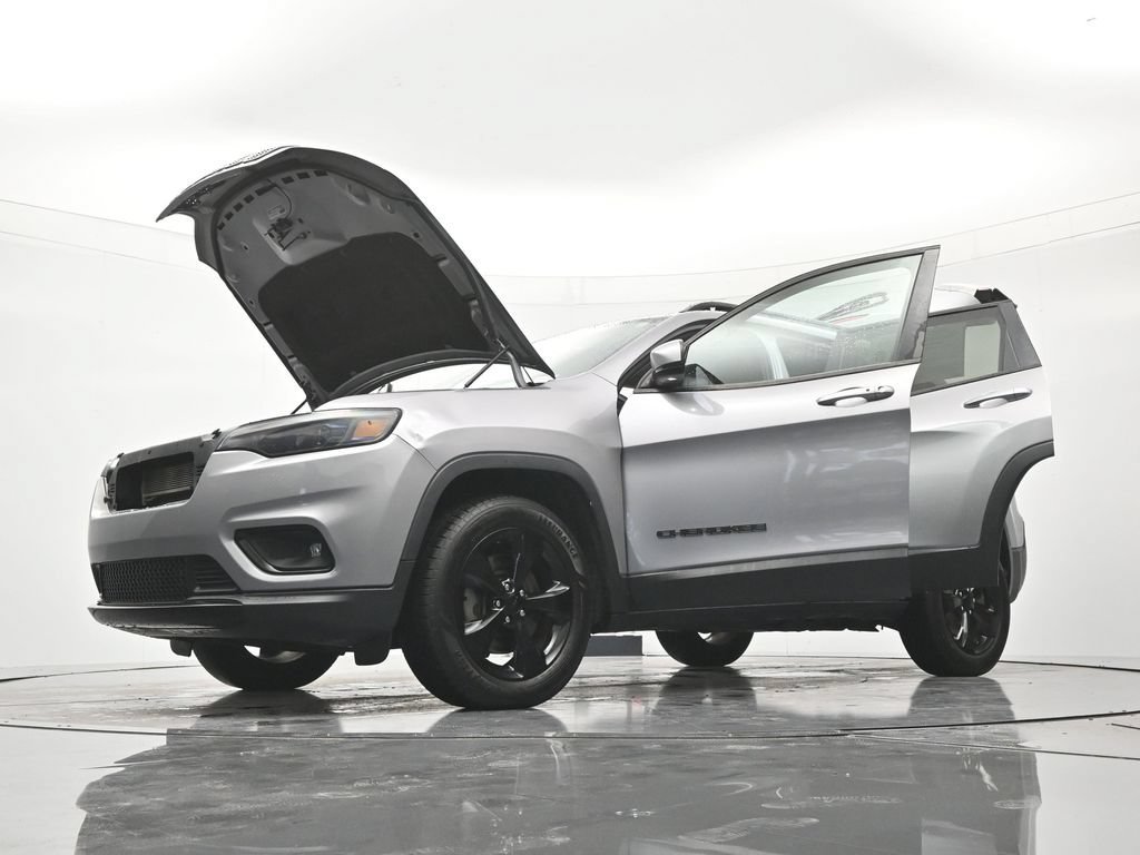 Used 2019 Jeep Cherokee Latitude Plus AWD/4WD image 47