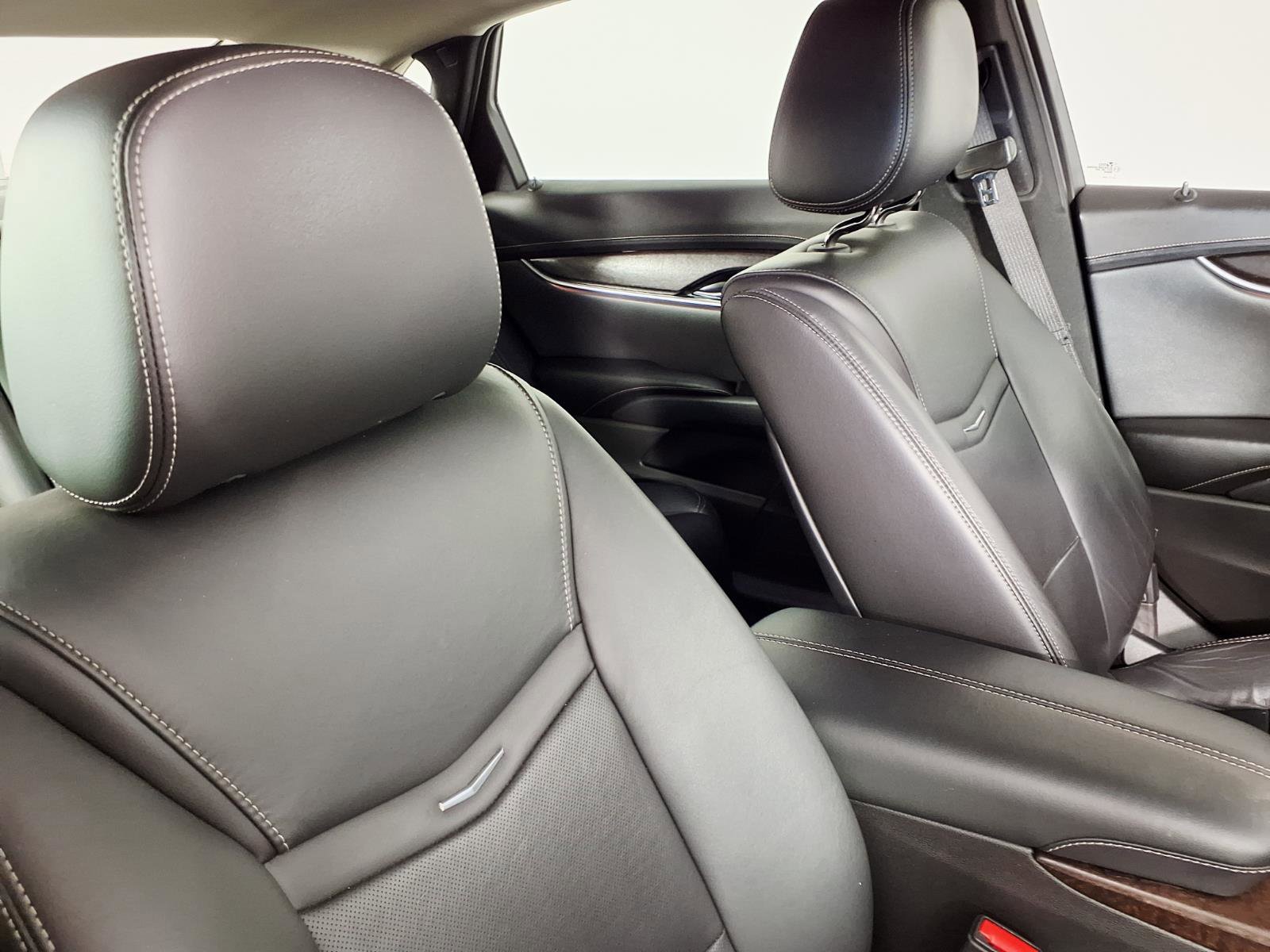 Used 2019 Cadillac XTS Luxury FWD image 10
