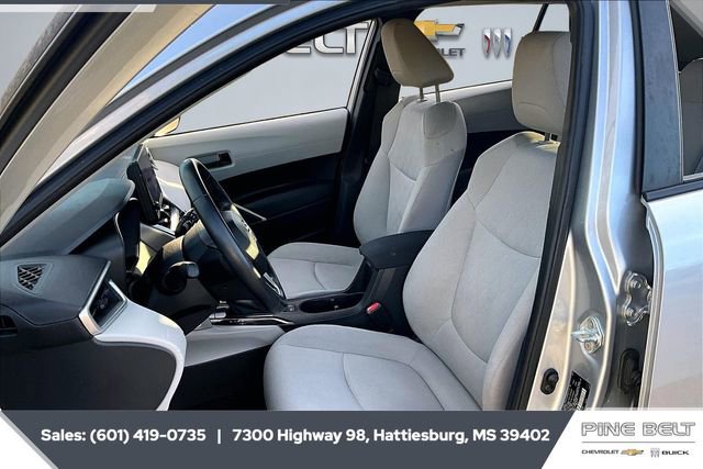 Used 2023 Toyota Corolla Cross LE image 18