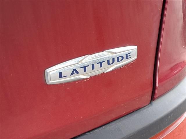 Used 2016 Jeep Cherokee Latitude w/ Comfort/Convenience Group FWD image 8