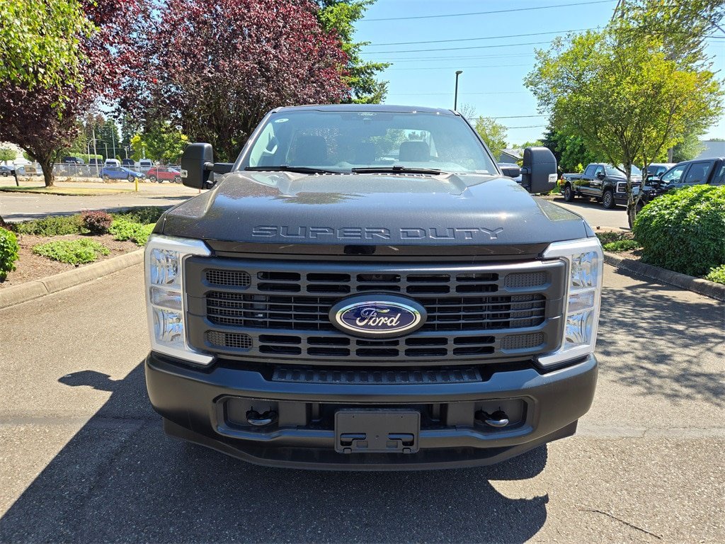 New 2025 Ford F350 XL RWD image 2