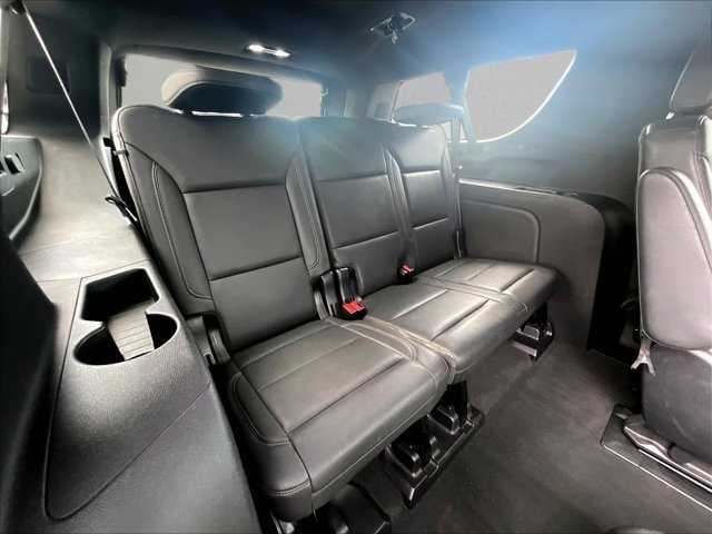 Used 2021 Chevrolet Suburban LT w/ Luxury Package RWD image 29