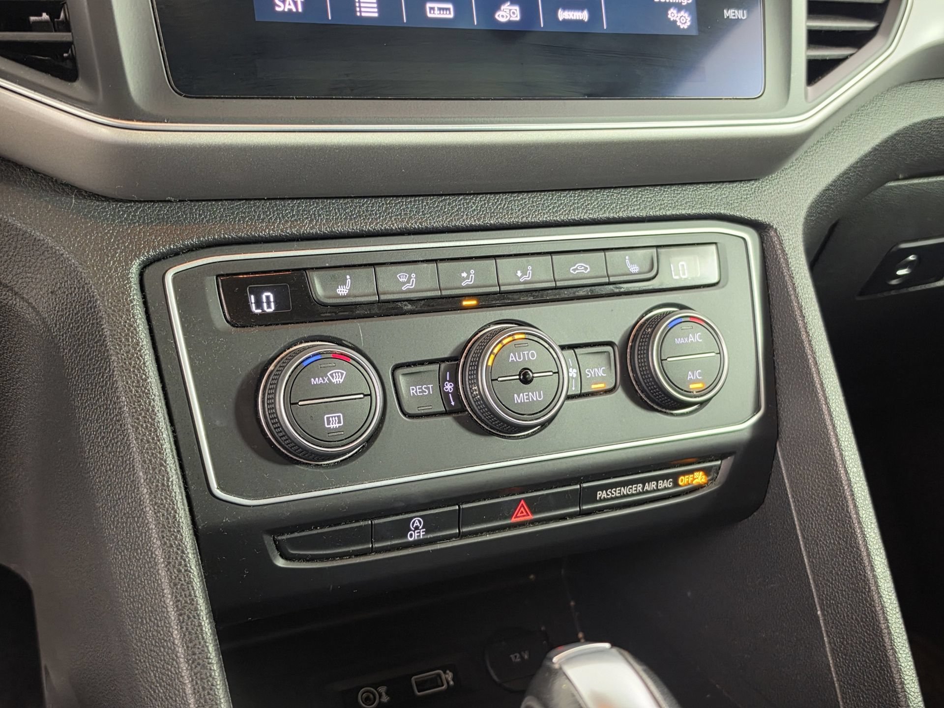 Used 2019 Volkswagen Atlas SE FWD image 27