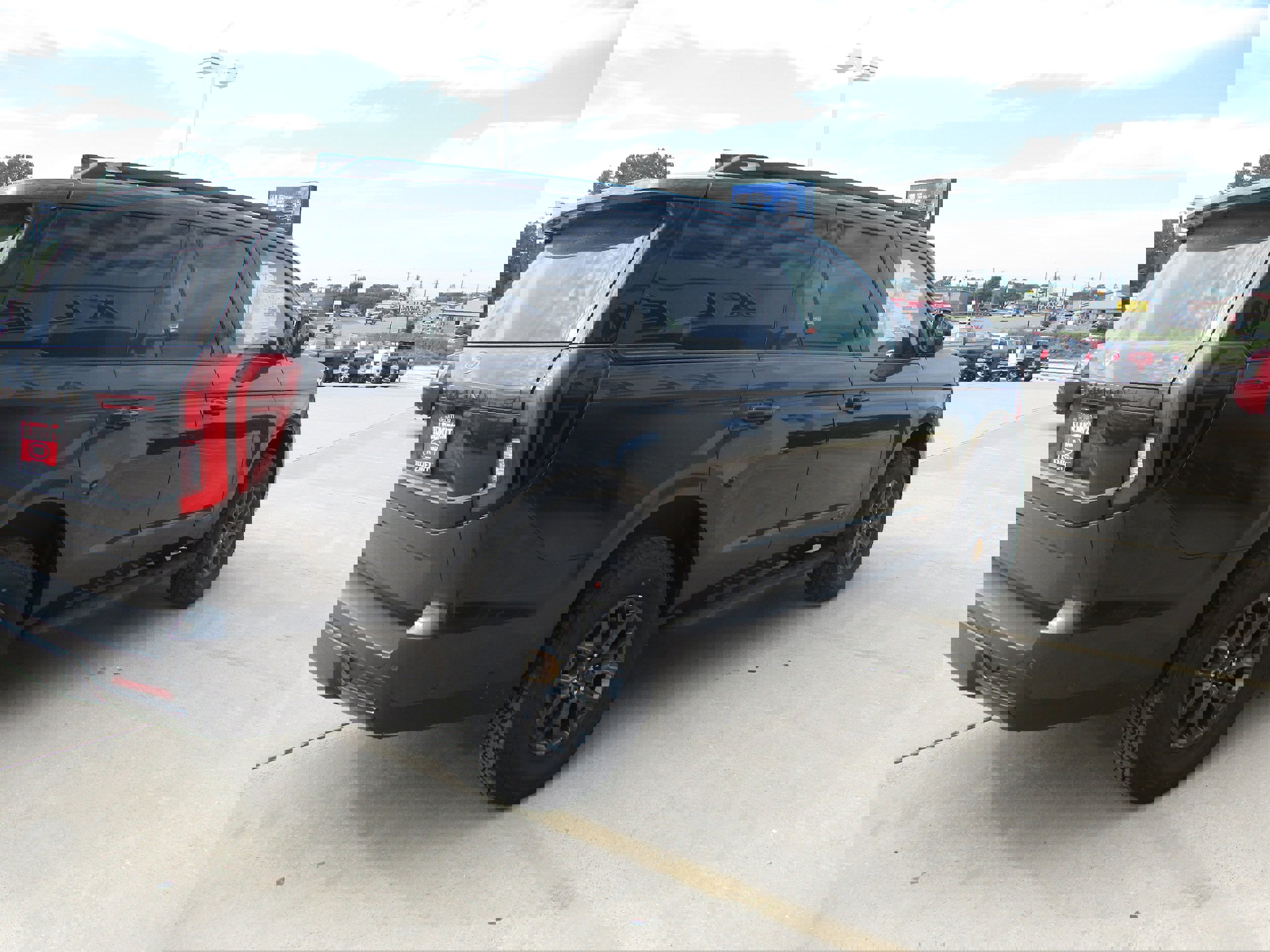 New 2025 Ford Expedition Tremor image 3