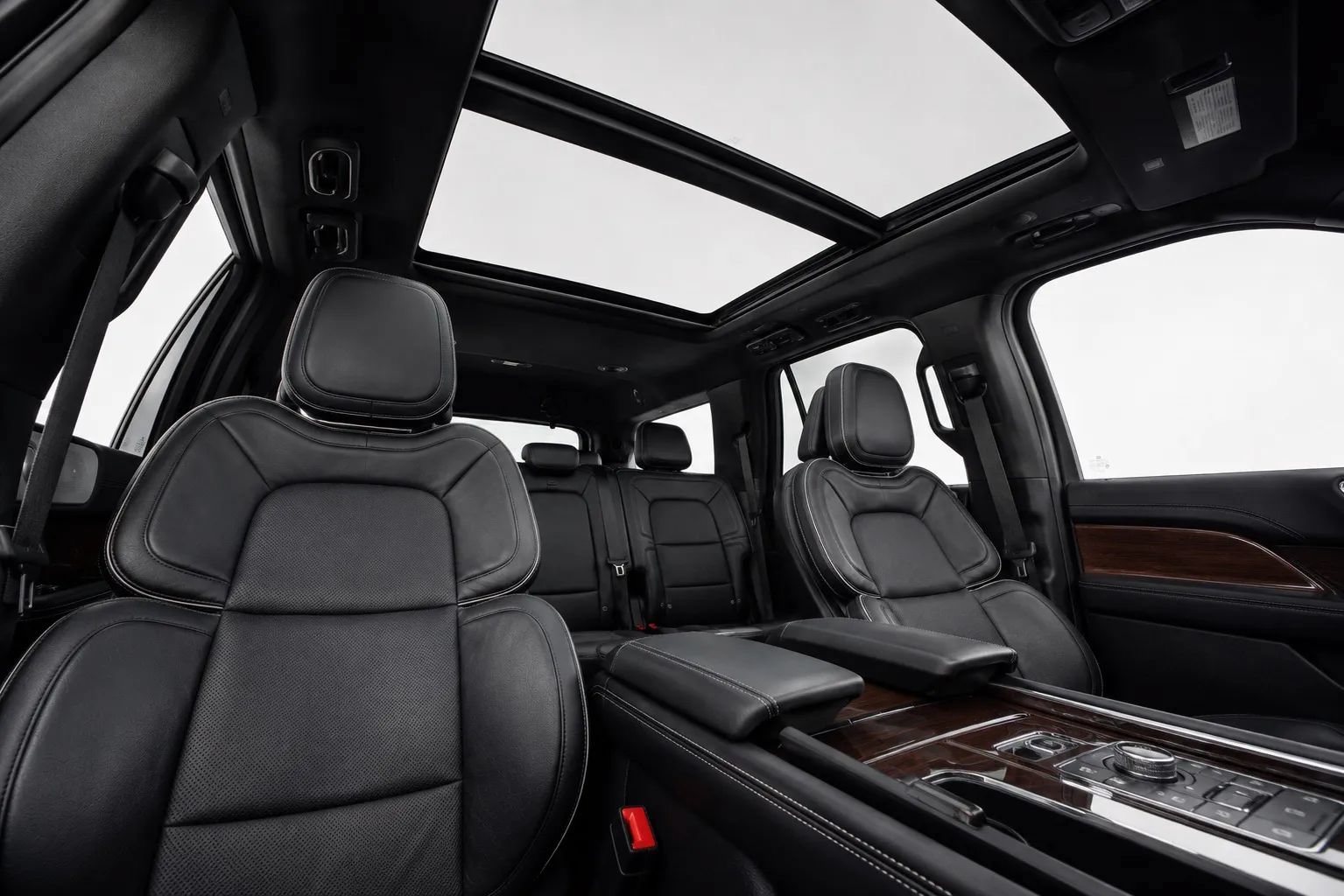 Used 2019 Lincoln Navigator Reserve AWD/4WD image 14