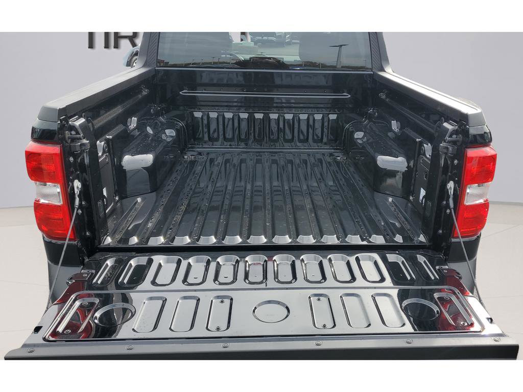 New 2025 Ford Maverick XLT w/ Equipment Group 301A image 37