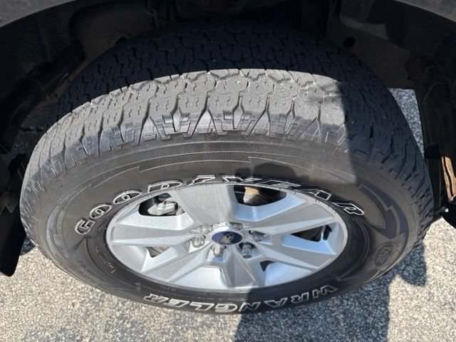Used 2017 Ford F150 XLT w/ Equipment Group 301A Mid AWD/4WD image 20
