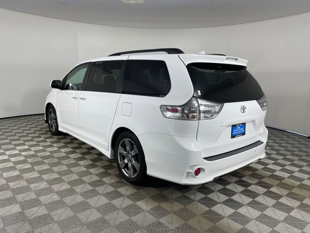 Used 2019 Toyota Sienna SE Premium image 22