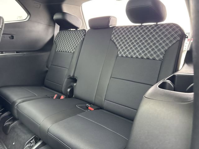 New 2026 GMC Acadia Denali w/ Super Cruise Package image 24