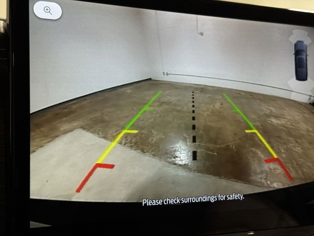 Used 2024 Ford Expedition Limited image 15