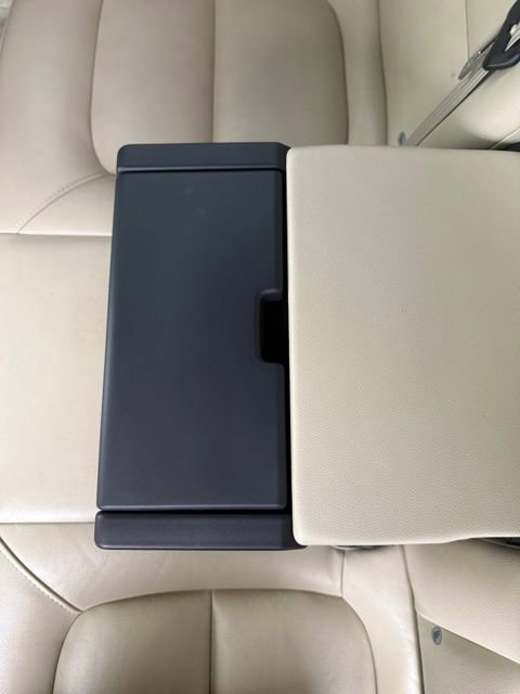 Used 2016 Volvo XC70 T5 Premier w/ Proximity Package image 38