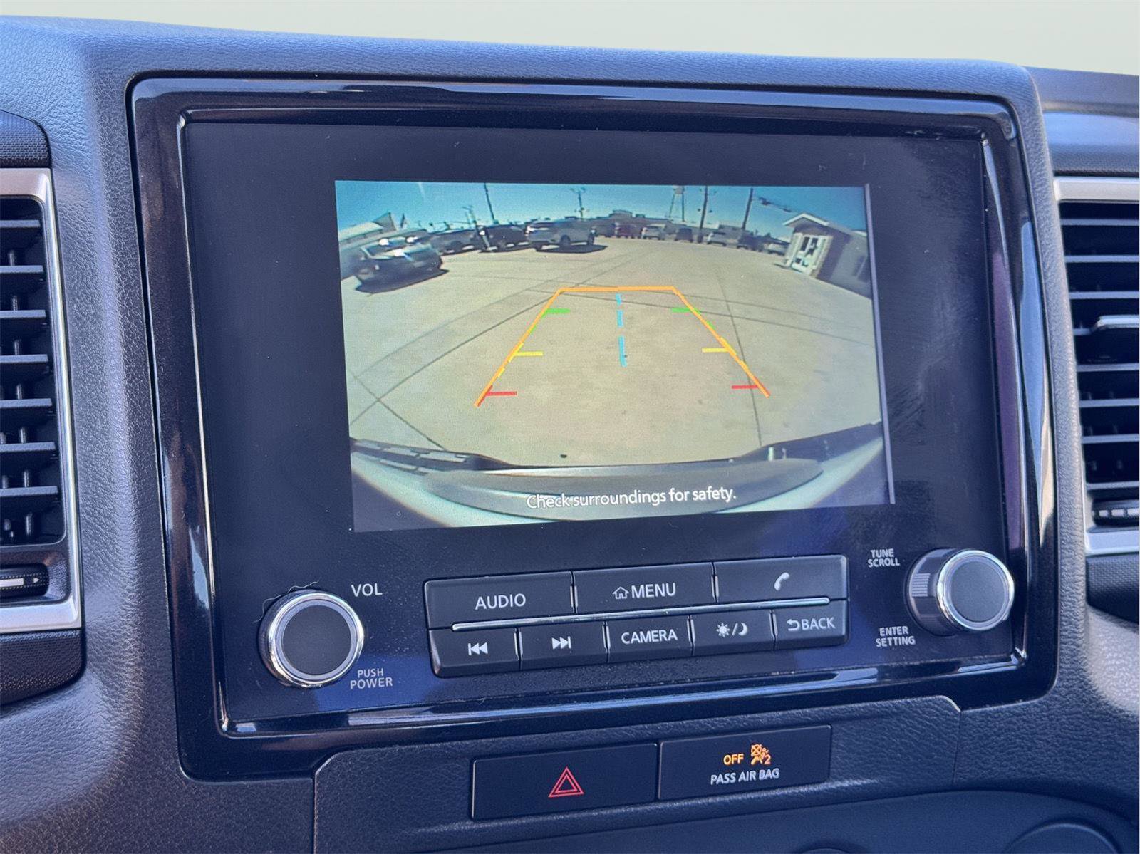 Used 2022 Nissan Frontier SV image 22