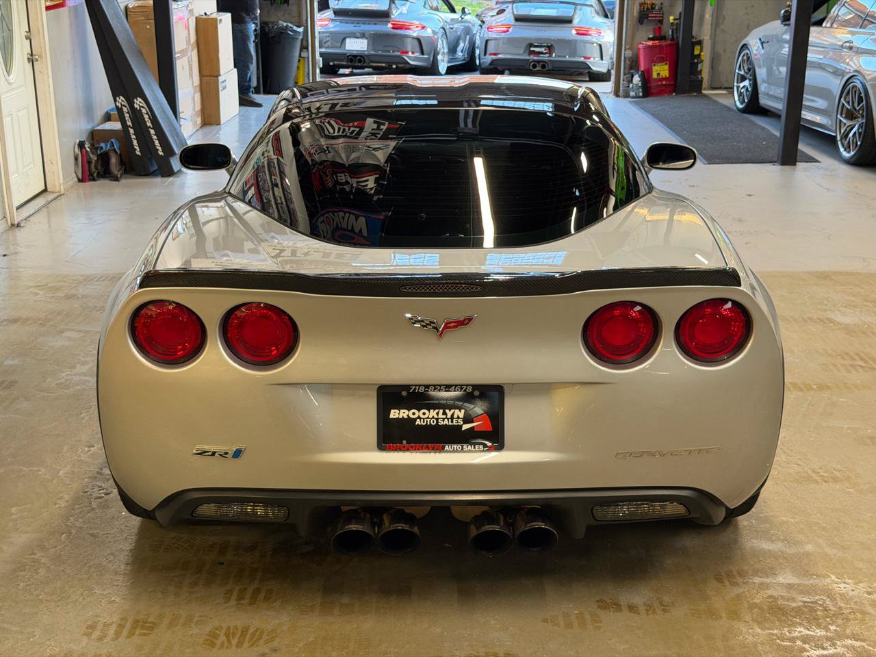 Used 2011 Chevrolet Corvette ZR1 w/ Preferred Equipment Group RWD image 9