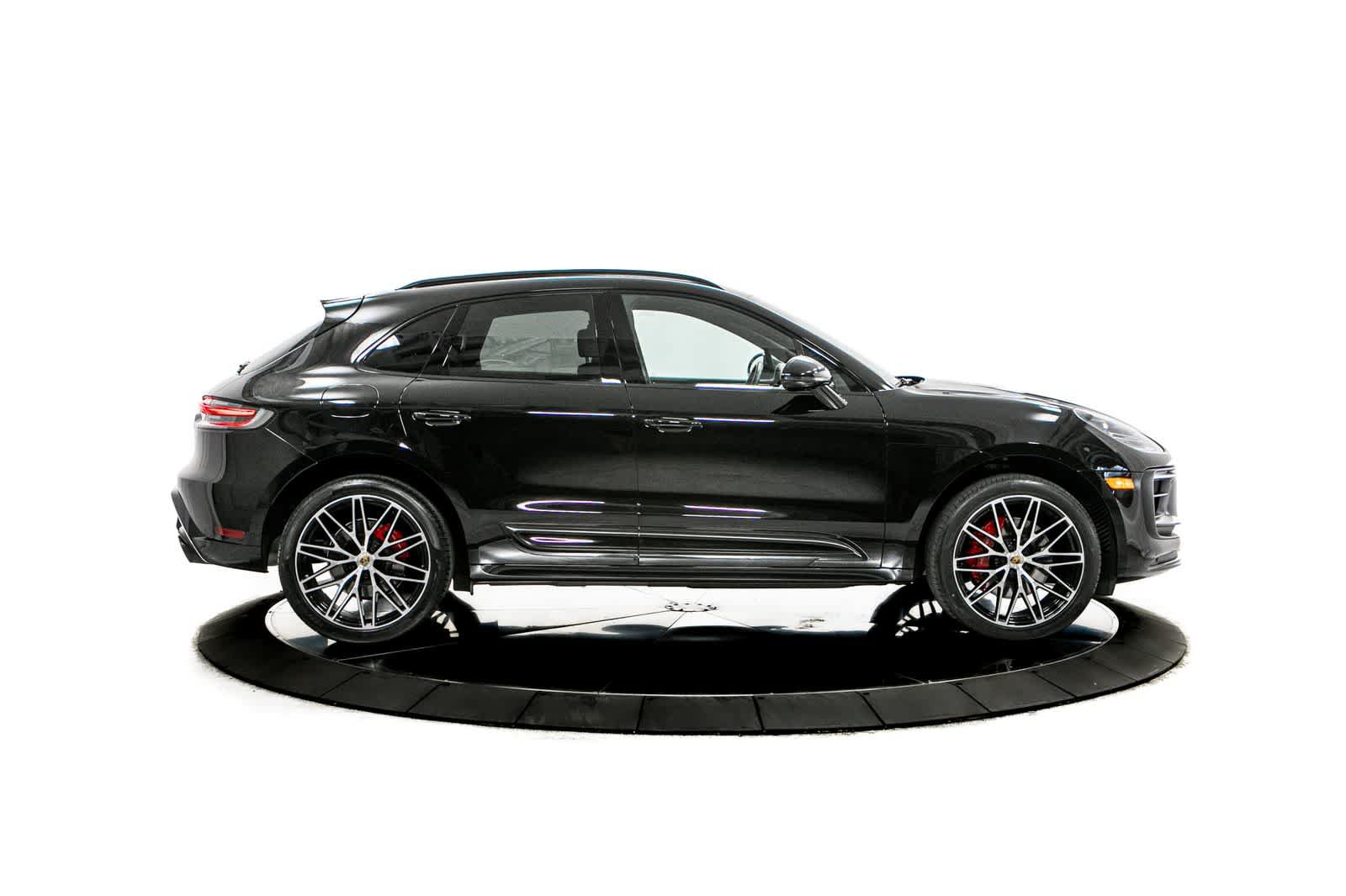 Used 2024 Porsche Macan S AWD/4WD image 8
