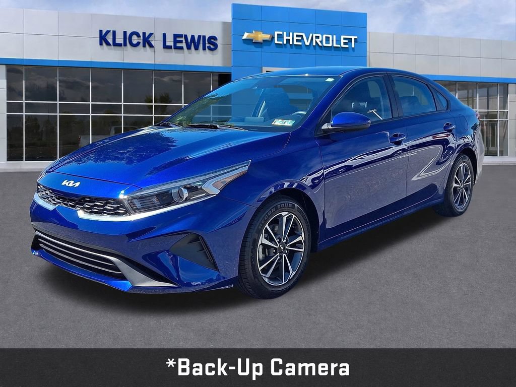 Used 2023 Kia Forte LXS FWD image 3