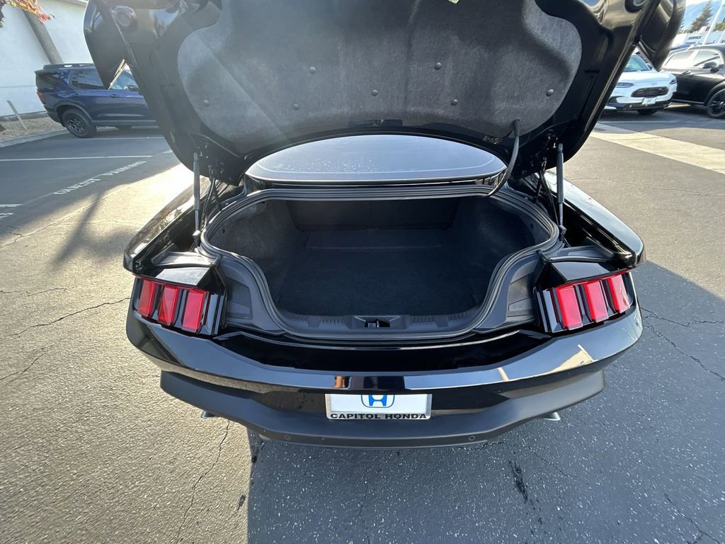 Used 2024 Ford Mustang Coupe image 23