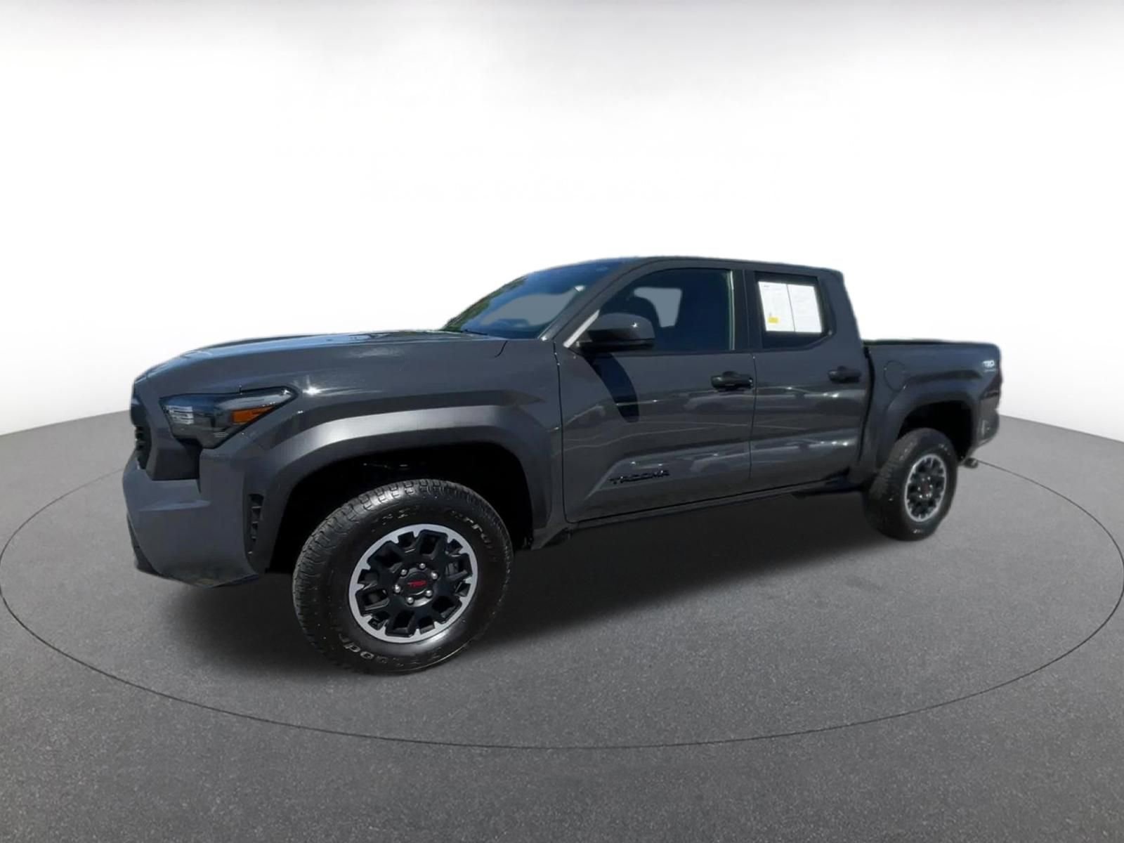 Used 2025 Toyota Tacoma TRD Off-Road AWD/4WD image 7