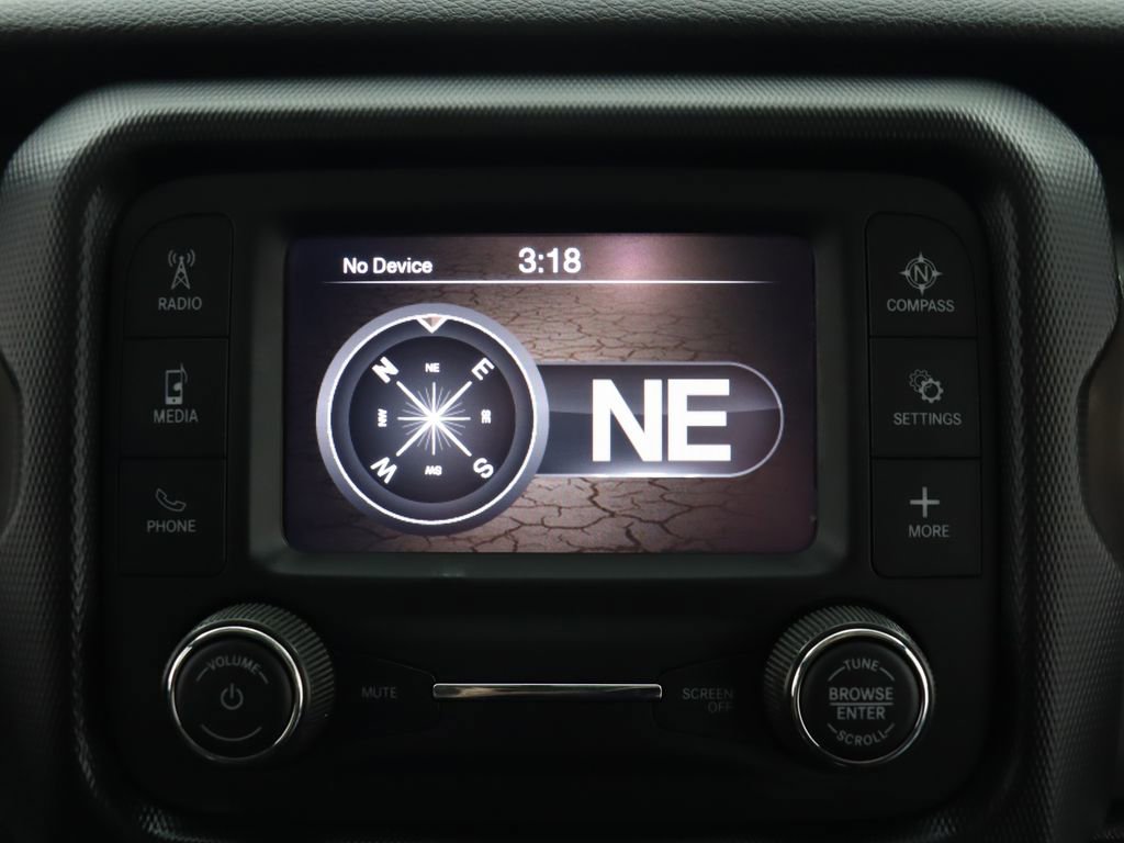 Used 2021 Jeep Gladiator Willys image 25