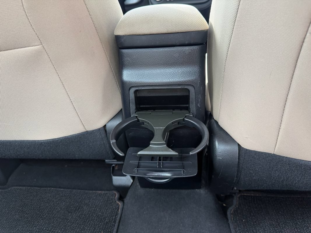 Used 2014 Toyota Corolla LE FWD image 27