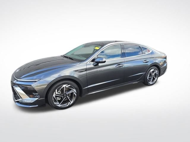 Used 2025 Hyundai Sonata SEL image 3