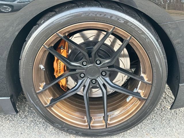 Used 2011 Nissan GT-R Premium image 15
