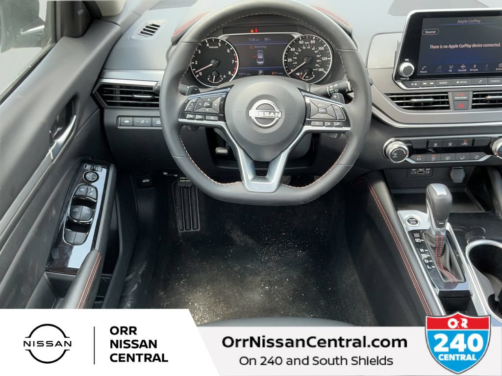 Used 2025 Nissan Altima 2.5 SR FWD image 14