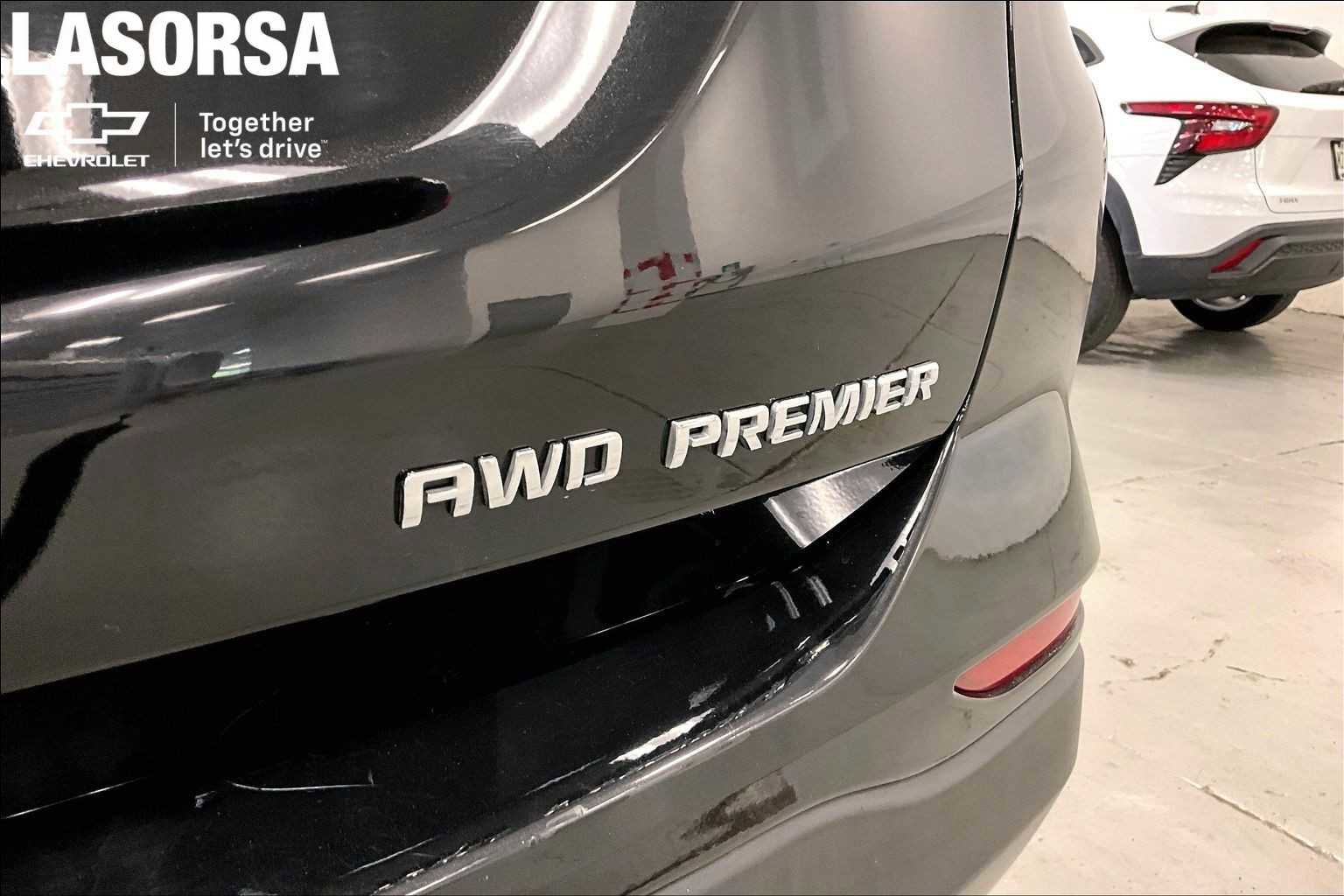 Certified 2023 Chevrolet Equinox Premier AWD/4WD image 8