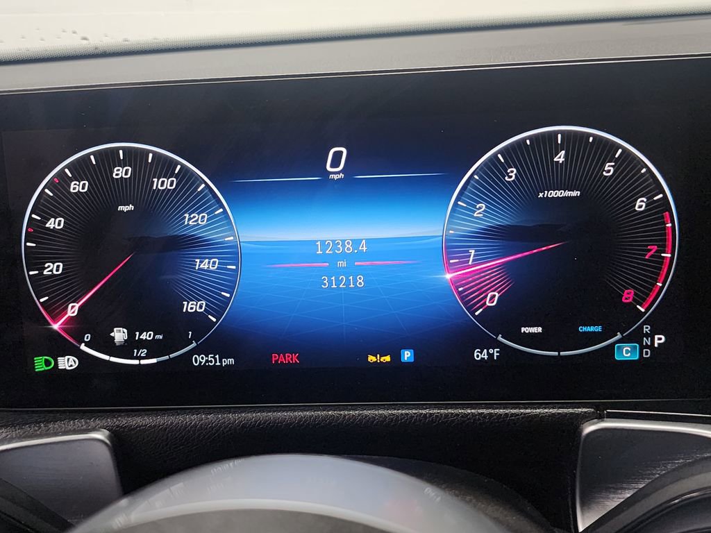 Used 2024 Mercedes-Benz GLB 250 4MATIC image 14