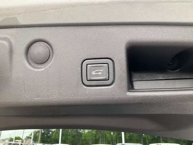 Used 2024 Chevrolet Equinox LT FWD image 18
