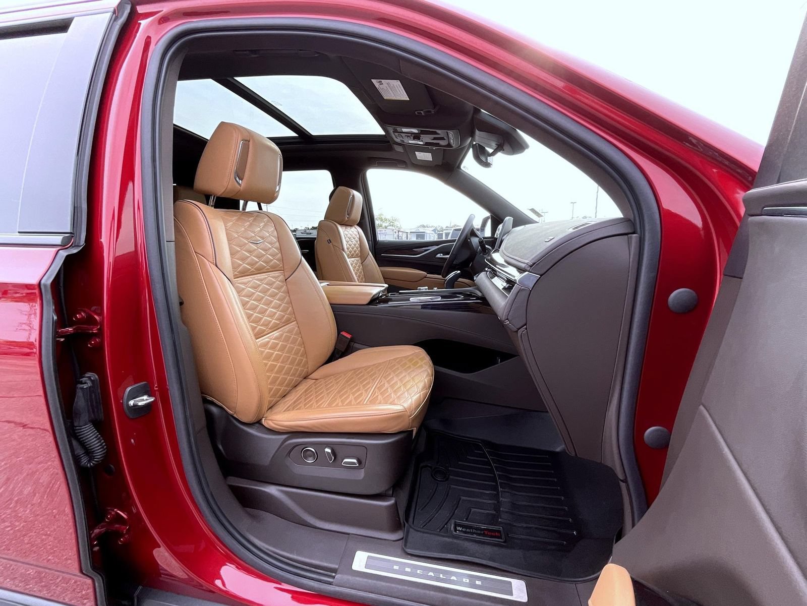 Certified 2021 Cadillac Escalade Sport w/ Driver Assist Tech Package AWD/4WD image 15