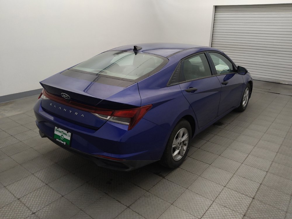 Used 2021 Hyundai Elantra SE FWD image 9