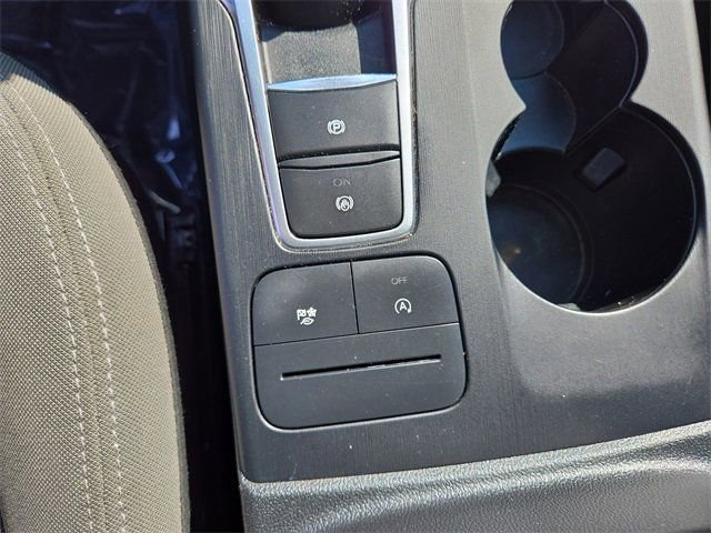 Used 2022 Ford Escape S image 26