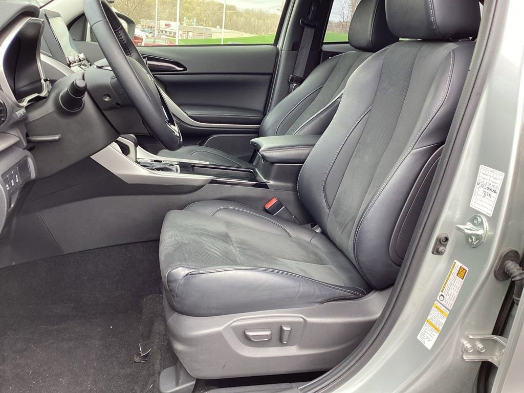 Used 2025 Mitsubishi Eclipse Cross AWD image 14