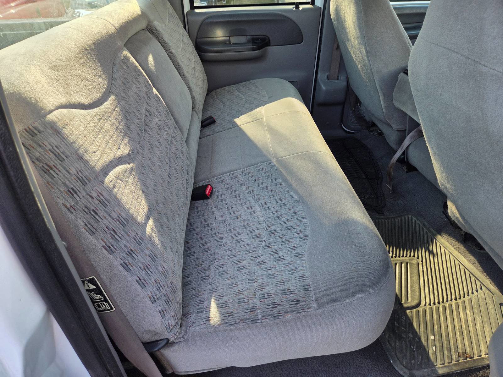 Used 2000 Ford F350 Lariat image 12