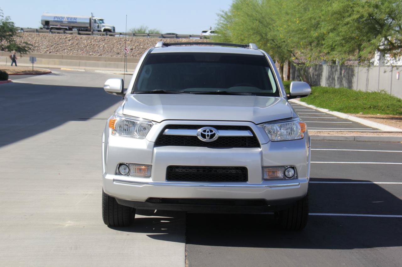 Used 2010 Toyota 4Runner SR5 RWD image 2