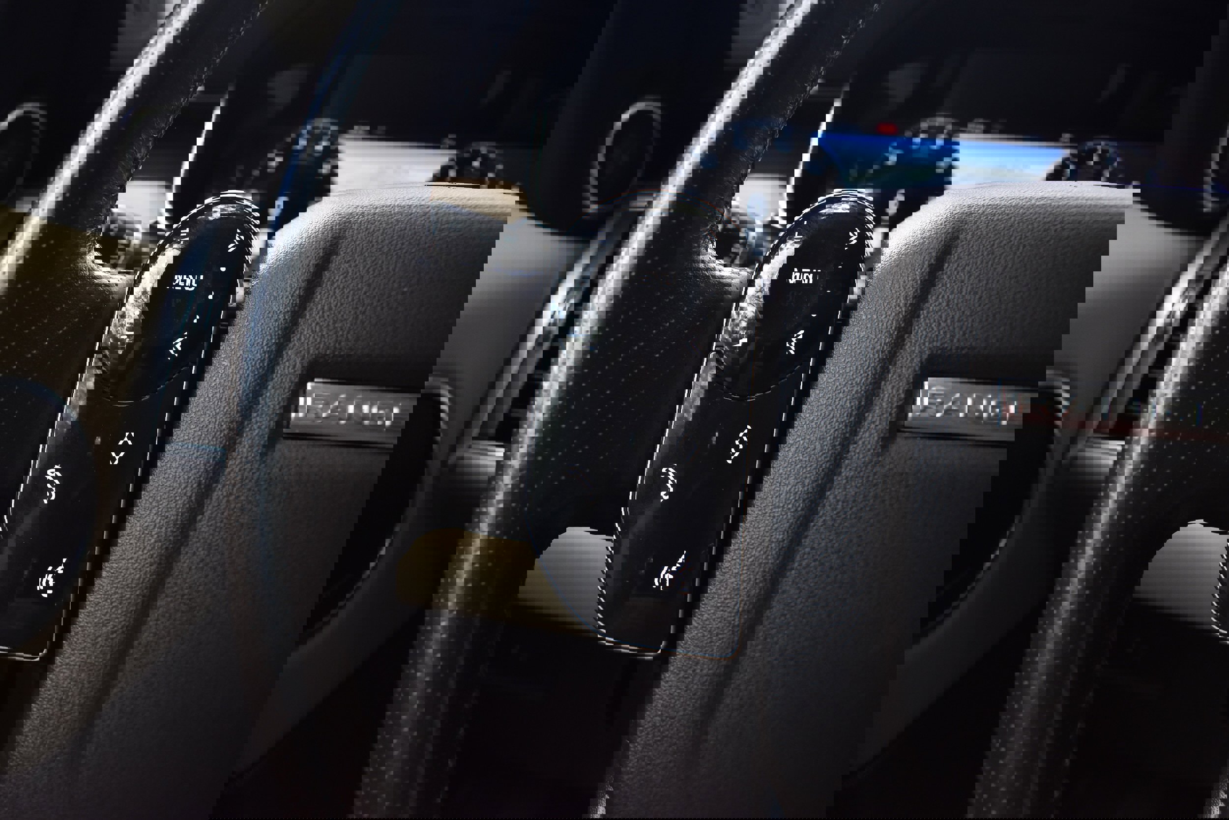 Used 2019 Land Rover Range Rover Sport HSE image 32