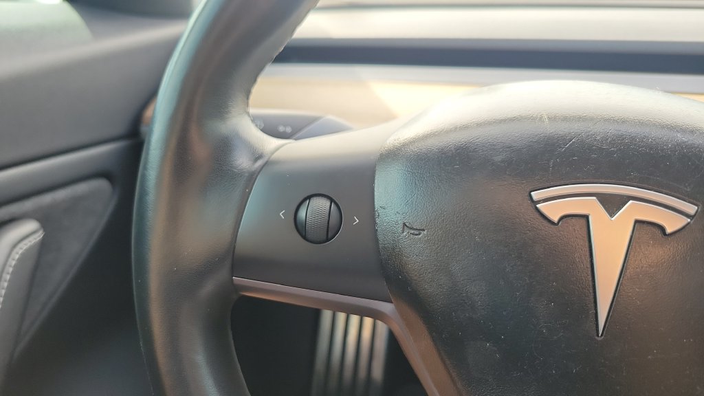 Used 2018 Tesla Model 3 Long Range RWD image 21