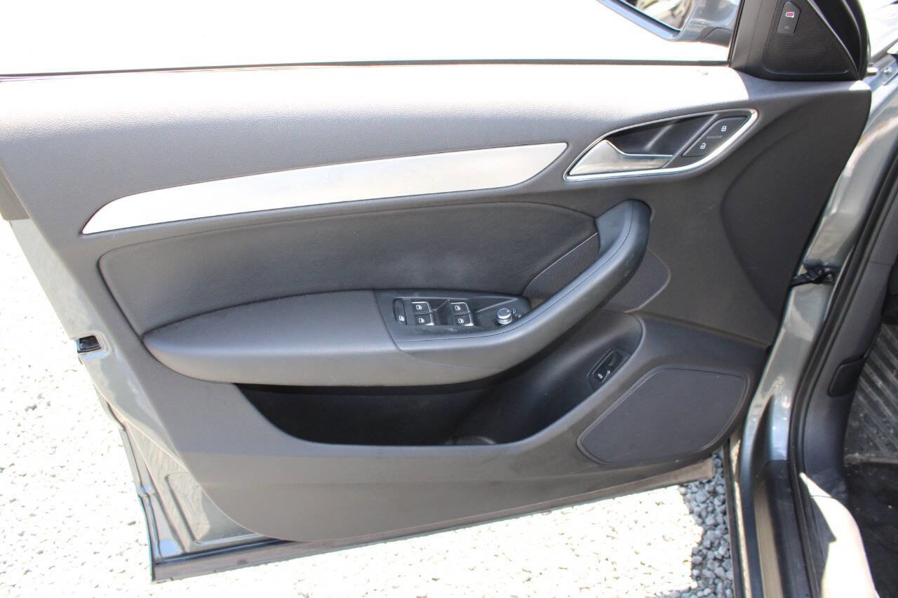 Used 2015 Audi Q3 2.0T Premium Plus AWD/4WD image 23