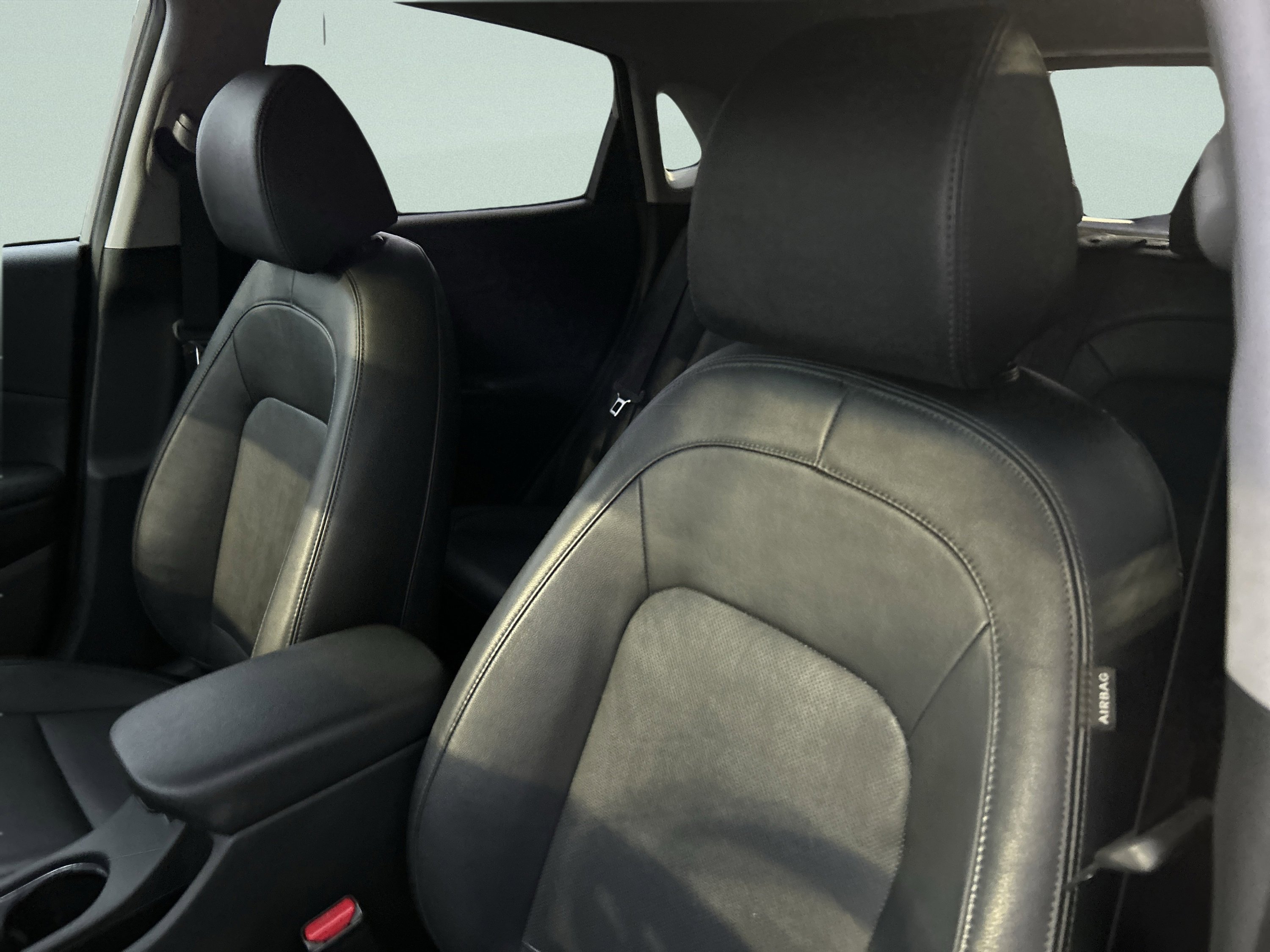 Used 2022 Hyundai Kona Limited image 12