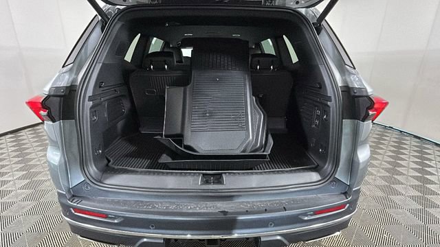 Used 2026 Buick Enclave Preferred w/ Power Package AWD/4WD image 28