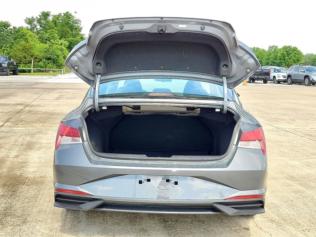 Used 2023 Hyundai Elantra SEL image 8