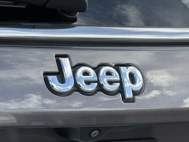 Used 2022 Jeep Compass Latitude image 13