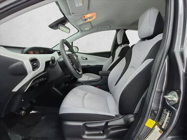 Used 2022 Toyota Prius LE FWD image 16