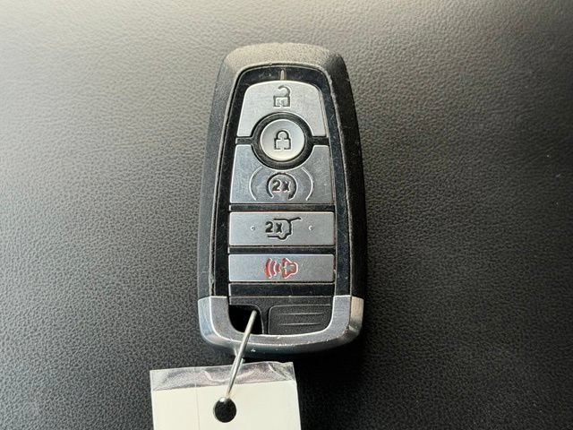 Used 2021 Ford Explorer Limited w/ Equipment Group 301A AWD/4WD image 31