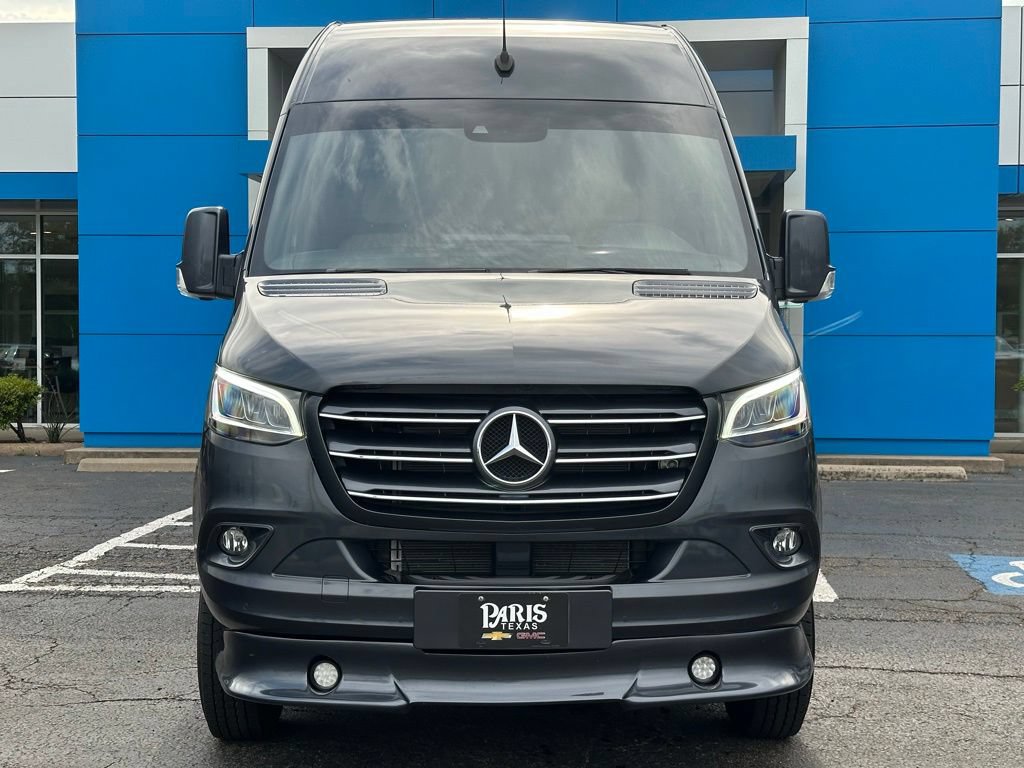 Used 2023 Mercedes-Benz Sprinter 3500 image 2