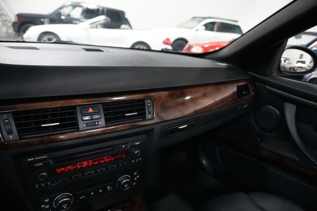 Used 2009 BMW 328i Convertible RWD image 22