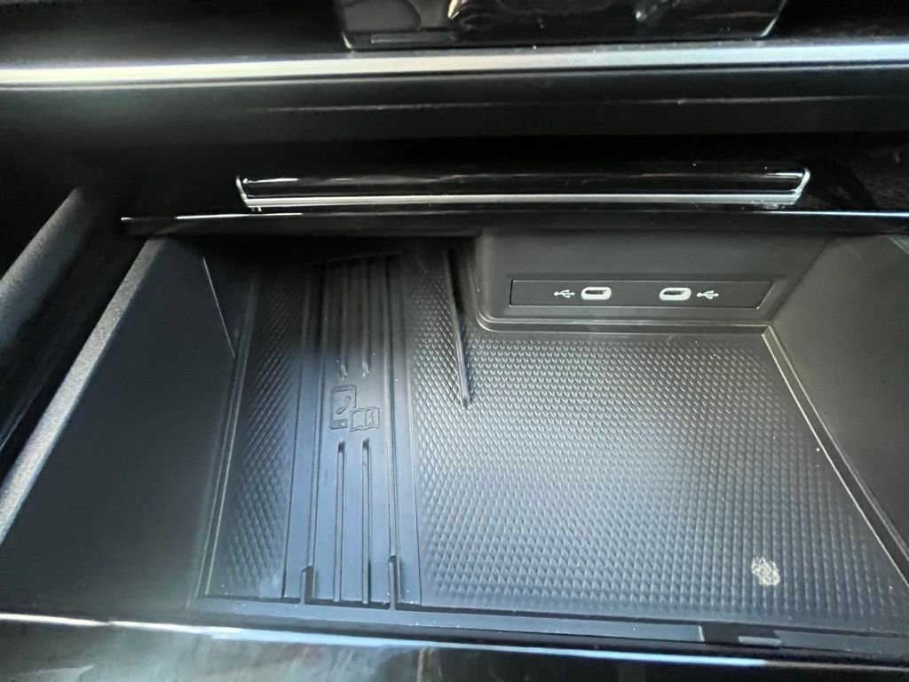 Certified 2025 Volkswagen Atlas SEL AWD/4WD image 17