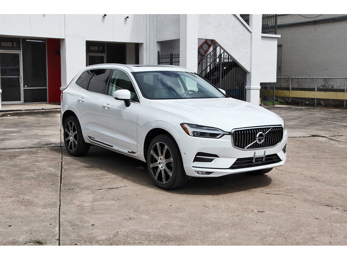 Used 2020 Volvo XC60 T6 Inscription AWD/4WD image 9