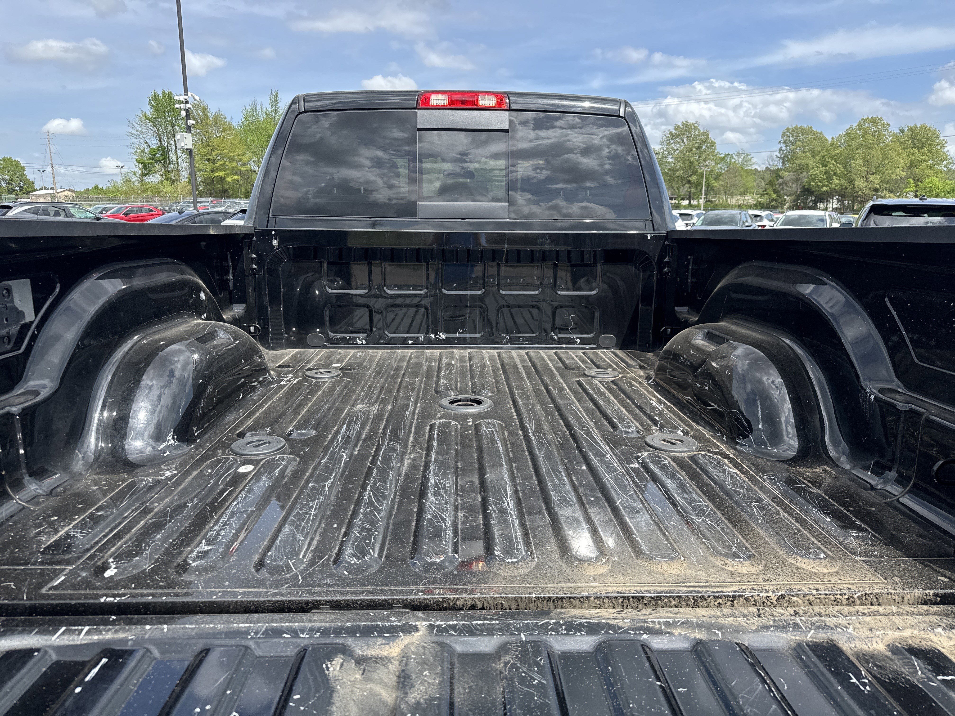 Used 2024 RAM 2500 Tradesman w/ Chrome Appearance Group image 8