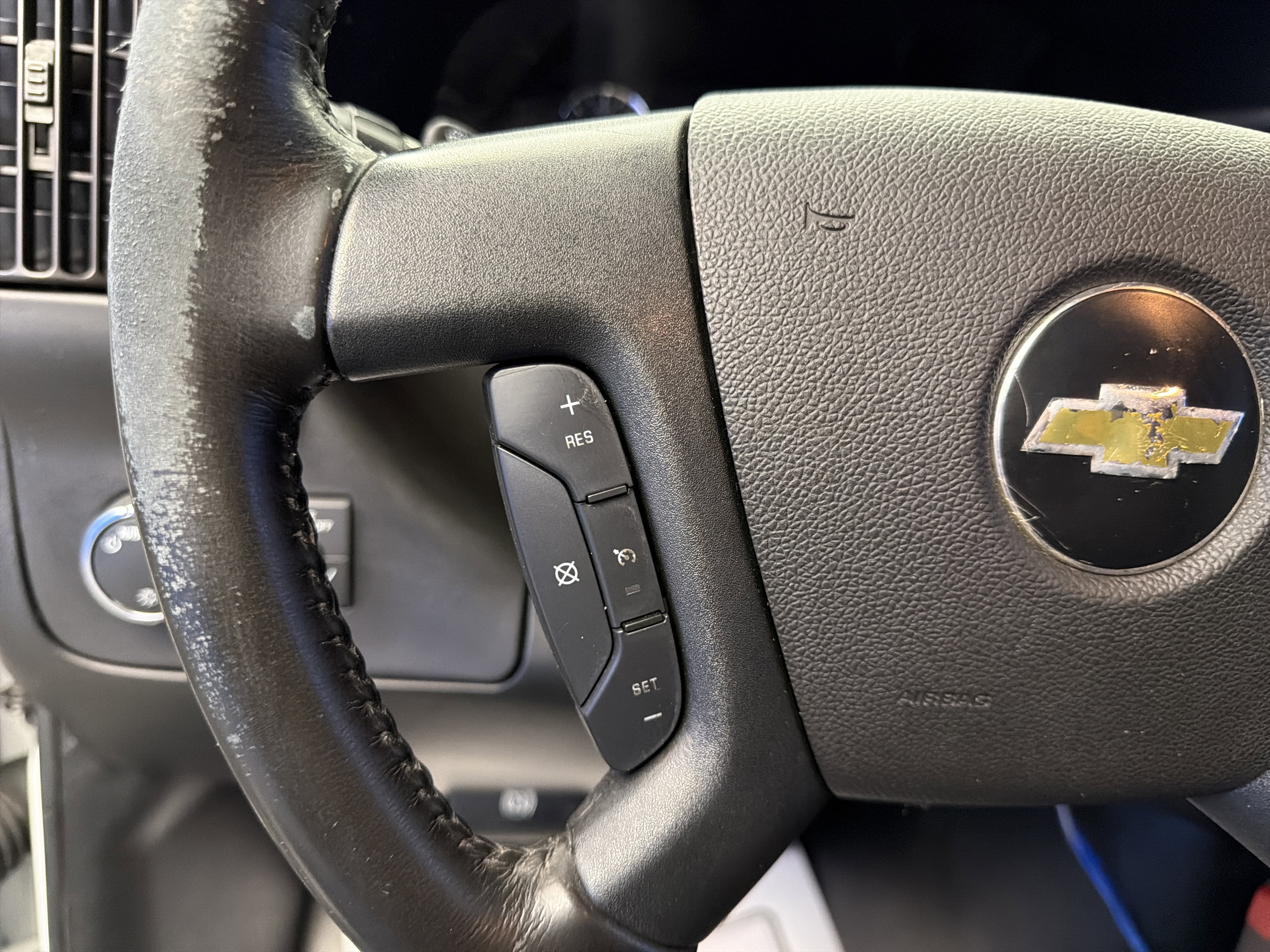 Used 2021 Chevrolet Express 2500 w/ Driver Convenience Package image 15